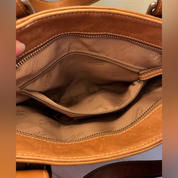 Vintage Y2K Coach Hampton Brown Leather Bucket Tote Bag - Picture 9 of 9